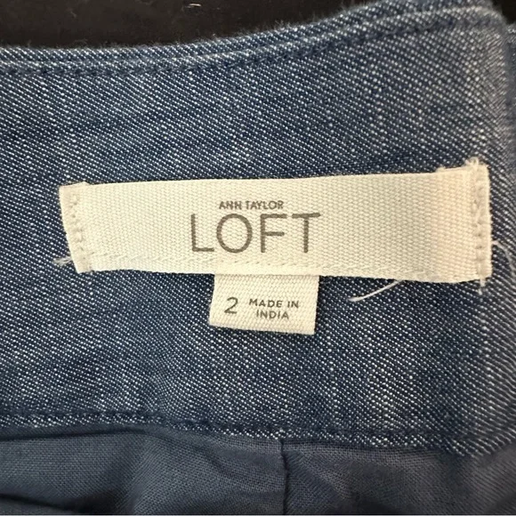 Loft The Riviera Denim Blue Eyelet Embroidered Women’s Shorts Size 2 - Picture 6 of 7